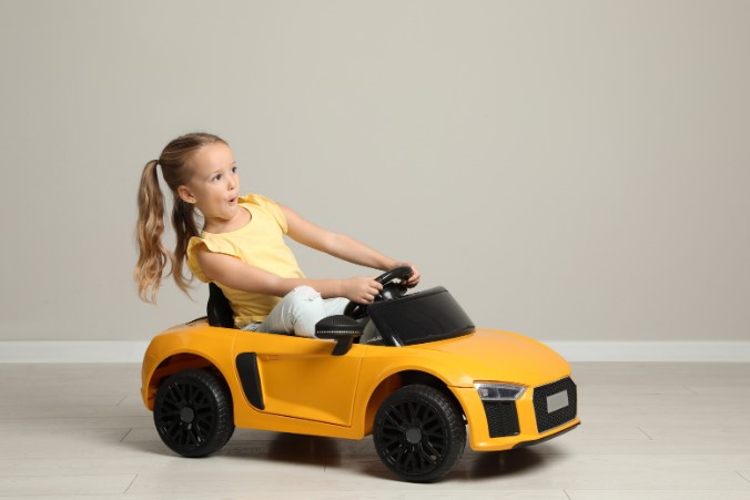 можливості дитячих електромобілях