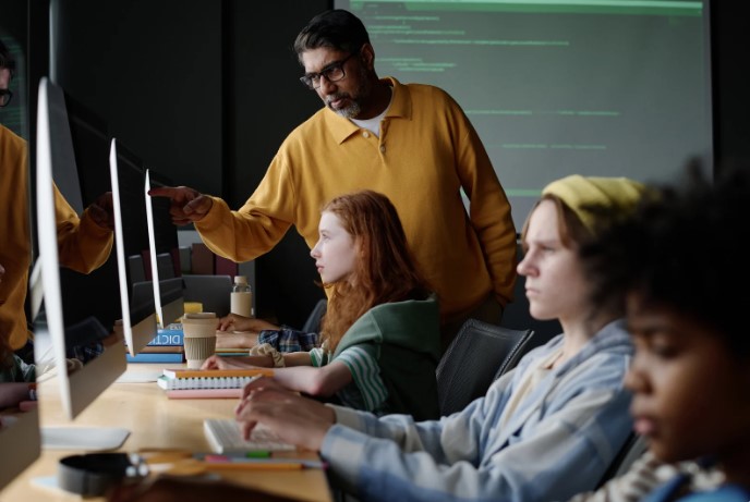 чому дітям варто вивчати програмування